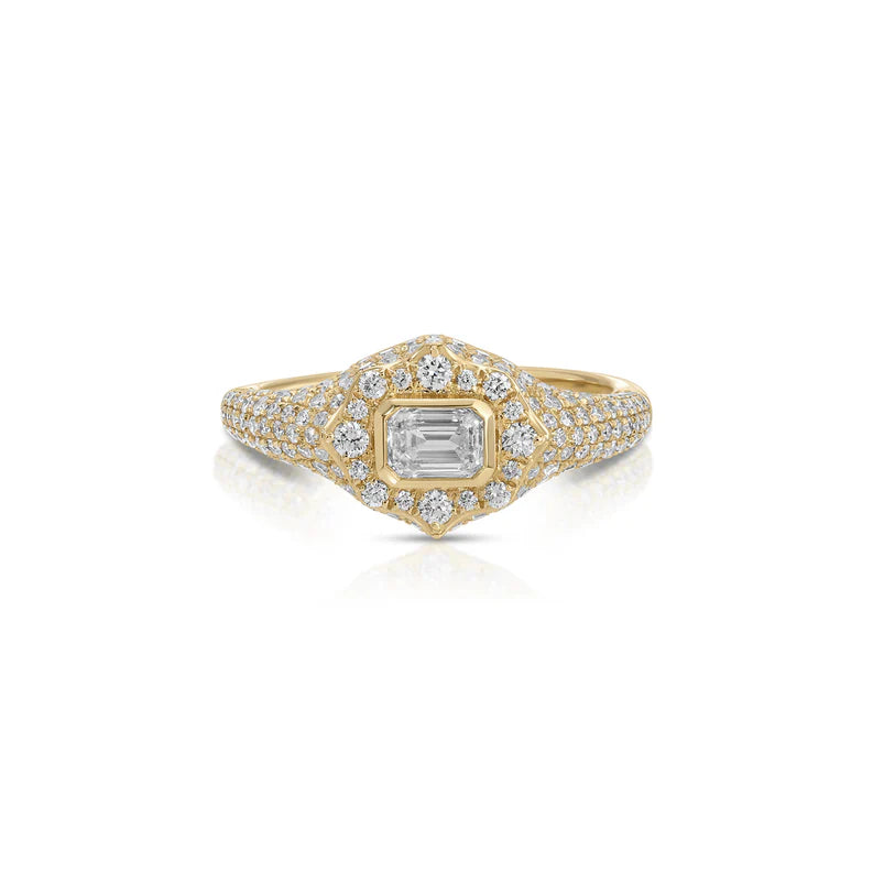 EF-Collection Emerald Cut Diamond Daphne Signet Ring in yellow gold on white background