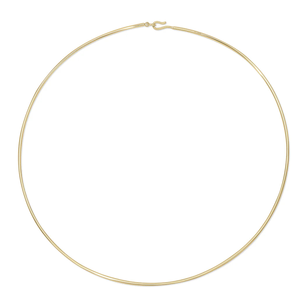 EF-Collection Gold Collar Necklace in yellow gold on white background