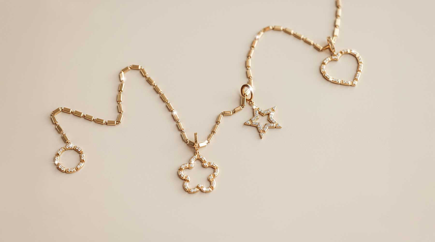 Onirikka Necklaces