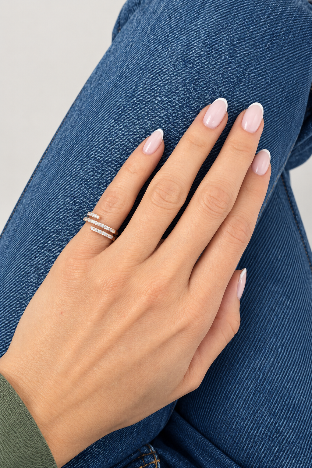 EF-Collection Diamond Swirl Ring
