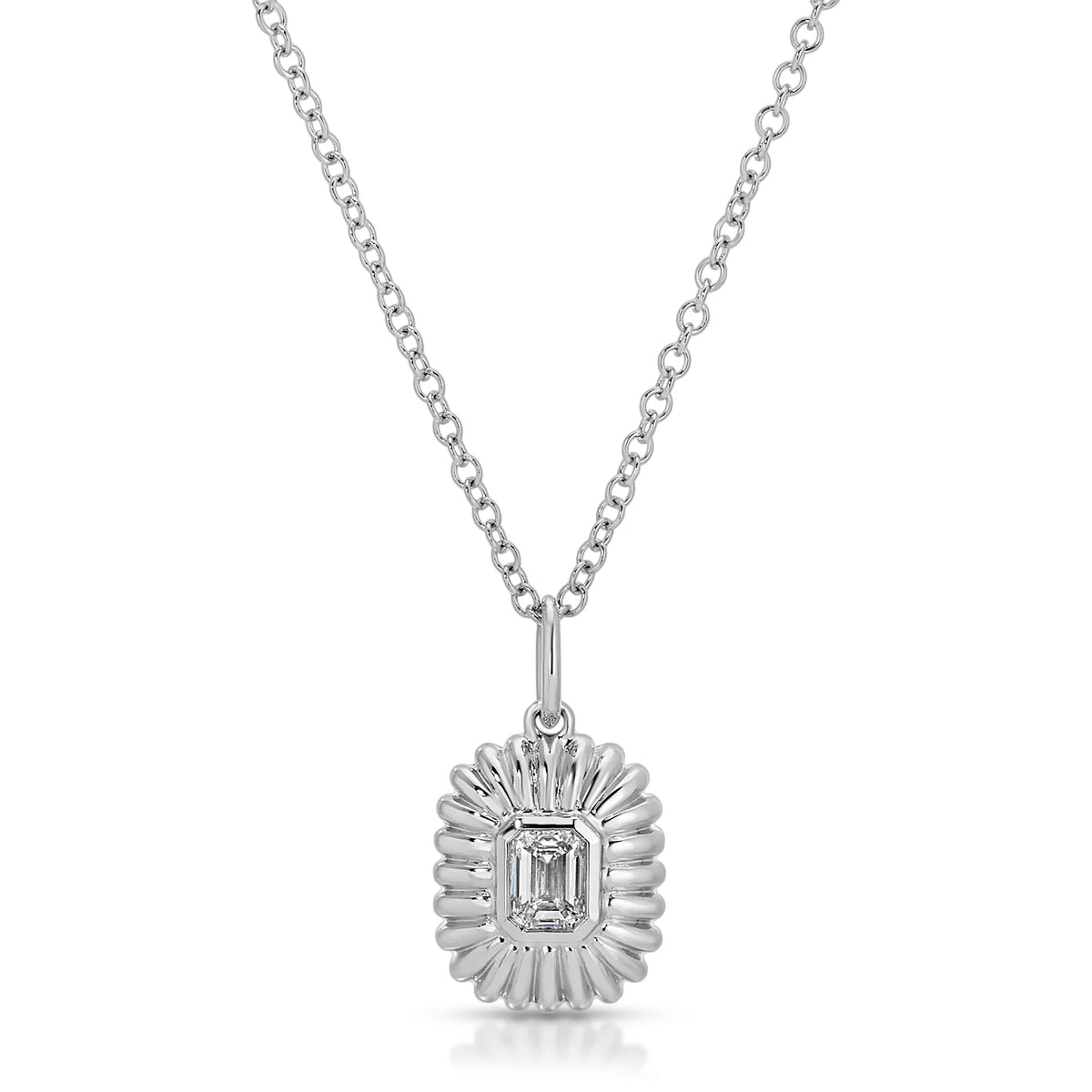 product image of EF-Collection Fluted Emerald Cut Diamond Necklace in white gold and diamond on a white background.