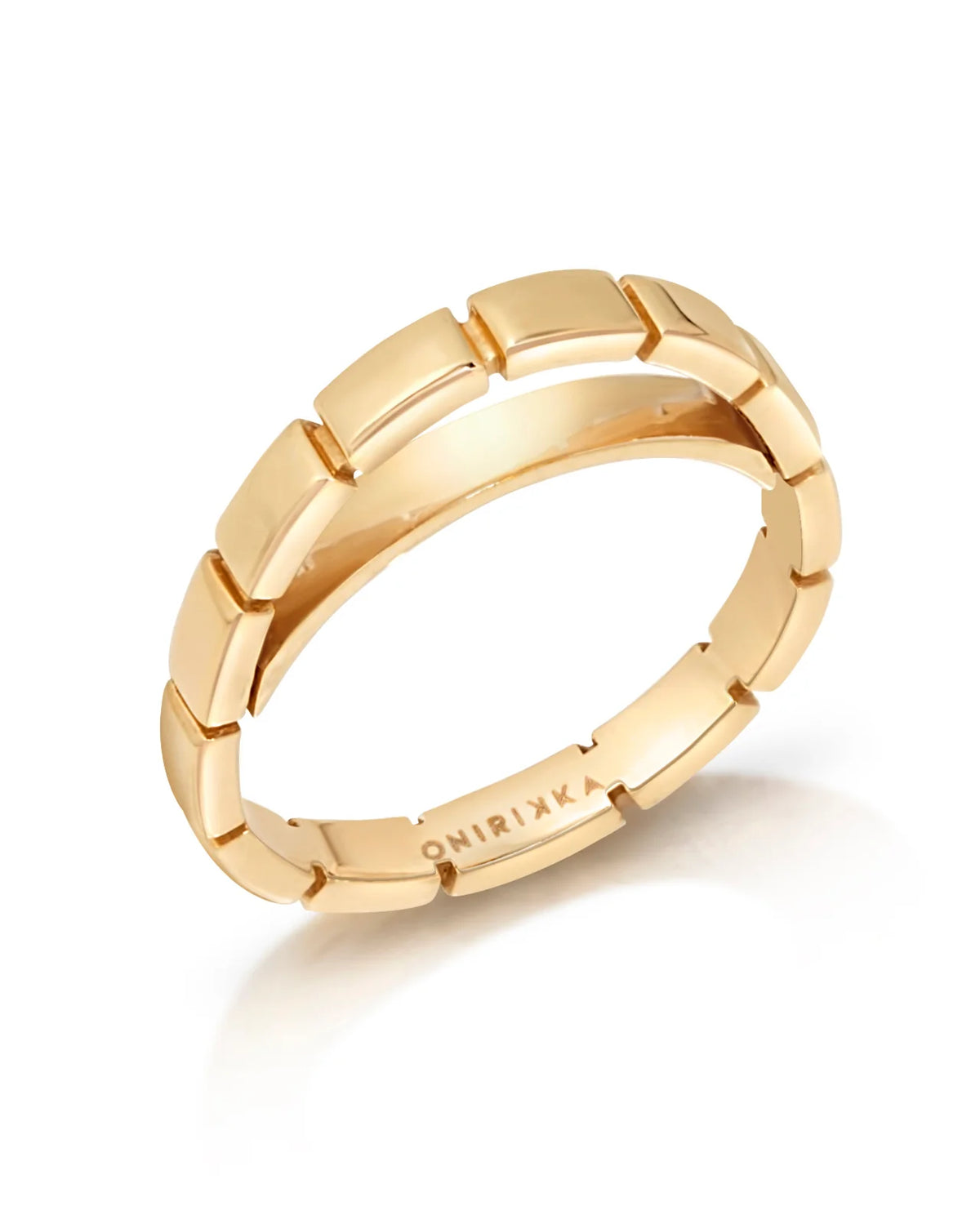 Product Shot of Onirikka Oval Gold Ring in 18k yellow gold on a white background.