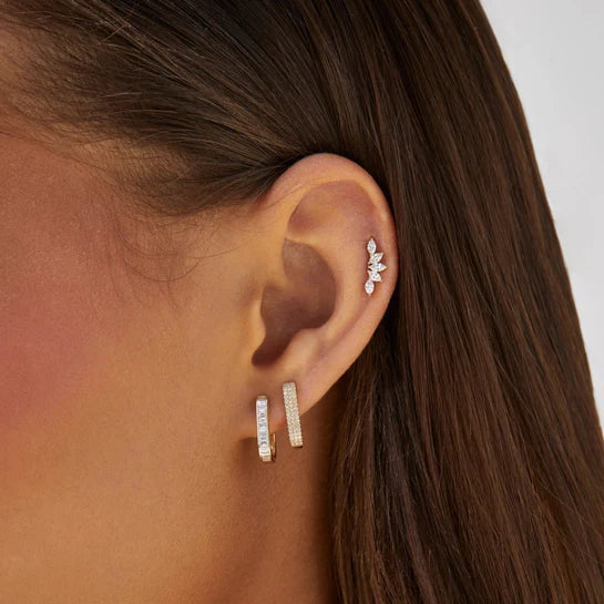 EF-Collection Diamond Baguette Jumbo Lola Hoop Earring in yellow gold styling on models ear 