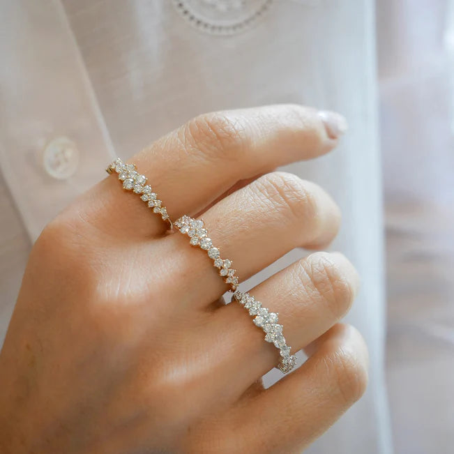 EF Collection Diamond Cluster Ring in yellow, white, and rose gold on model’s finger.