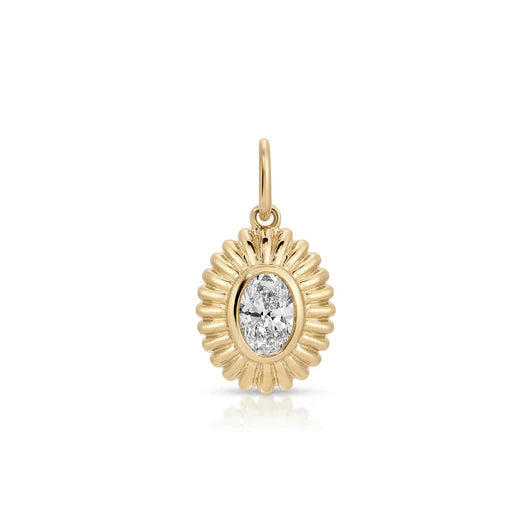 EF-Collection Fluted Oval Diamond Charm in yellow gold on white background 