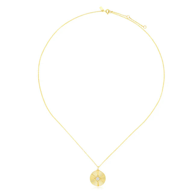 Full Photo of EF Collection Gold & Diamond Fluted Disc Necklace in yellow gold on white background. 