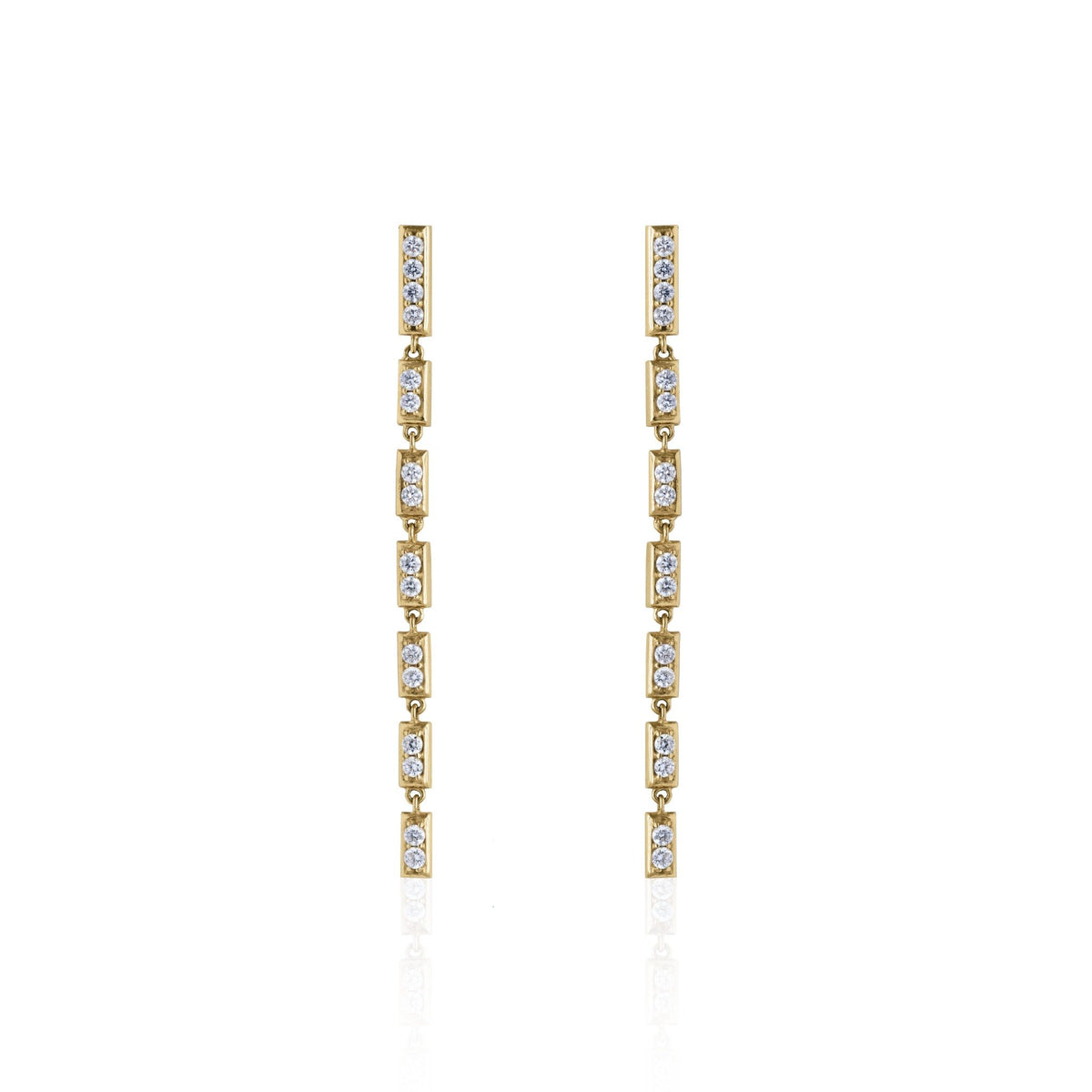 Onirikka Glimmer Stiletto Earrings in 18k yellow gold with diamonds, elongated design handcrafted for a sleek and luminous look.